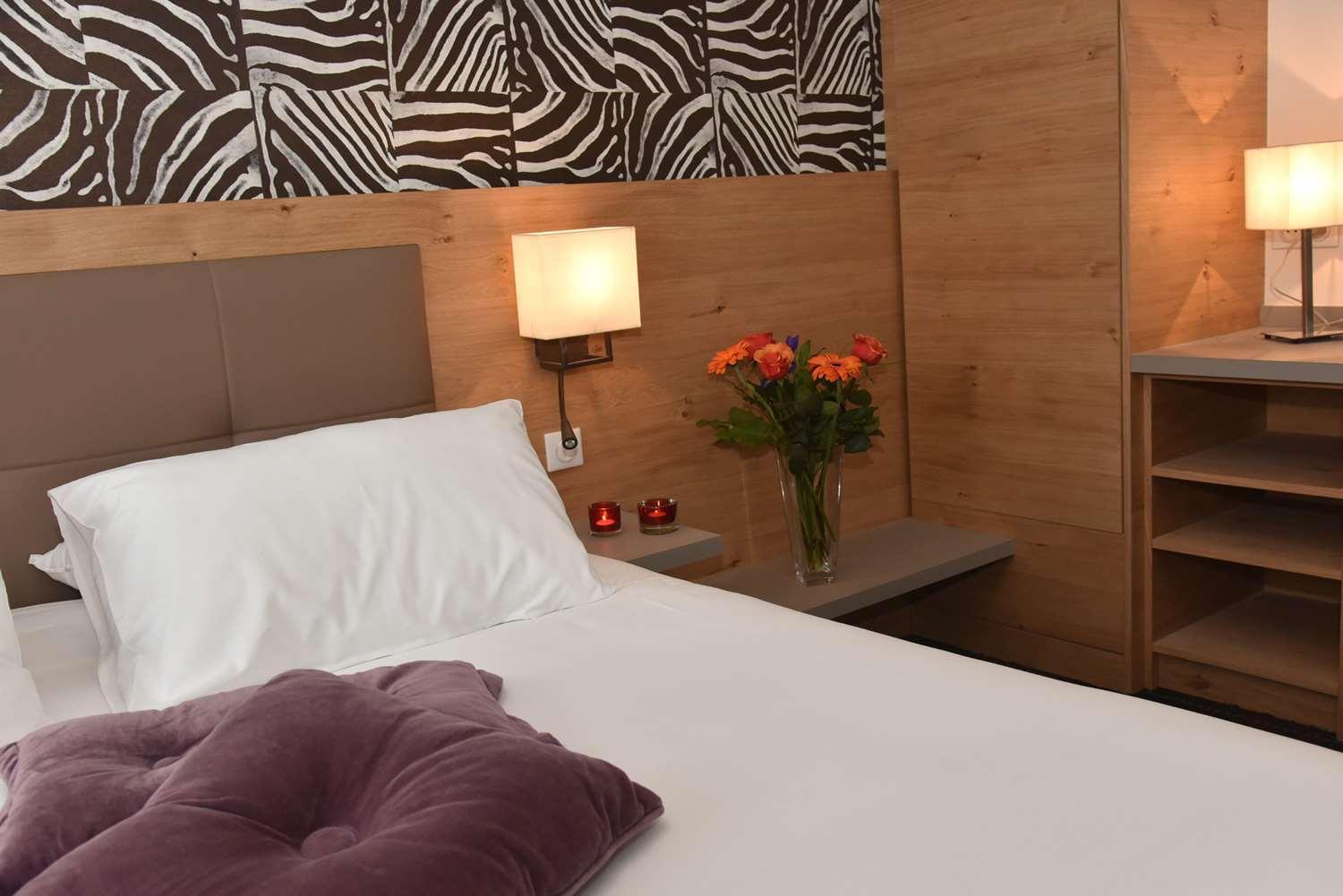 Le Lodge Brit Hotel Strasbourg Zenith Bagian luar foto